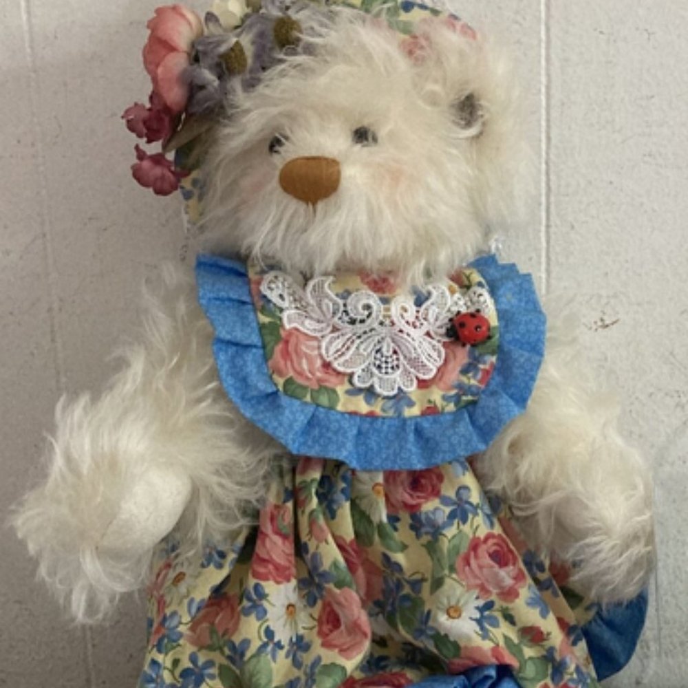 Annette Funicello Lady Lovebugs Mohair Bear RARE!